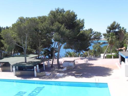 Apartamentos Club Cala Azul Sant Carles de Peralta Kültér fotó