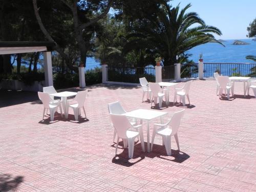 Apartamentos Club Cala Azul Sant Carles de Peralta Kültér fotó