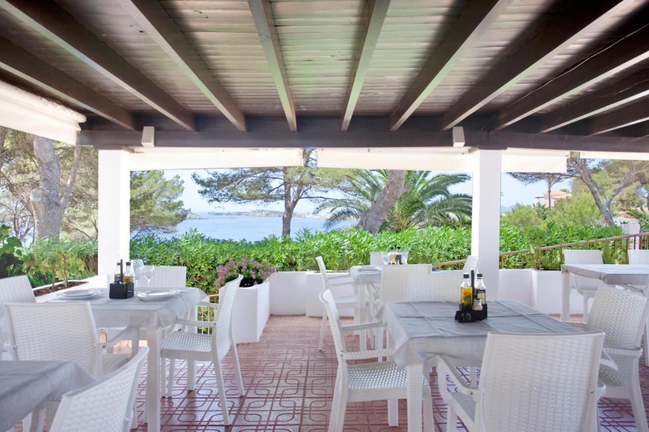 Apartamentos Club Cala Azul Sant Carles de Peralta Kültér fotó