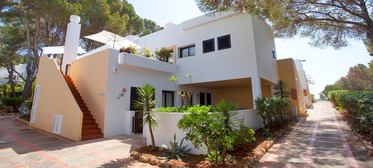 Apartamentos Club Cala Azul Sant Carles de Peralta Kültér fotó